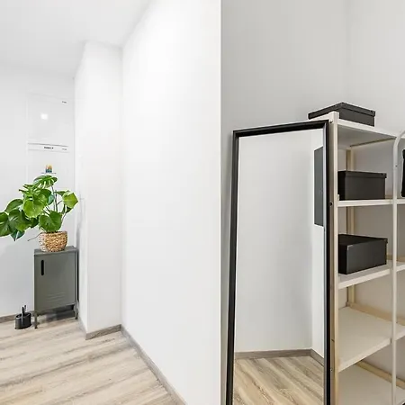 Modern And Cozy Flat With Balcony Bratislava