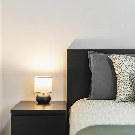 Apartment Modern And Cozy Flat With Balcony *