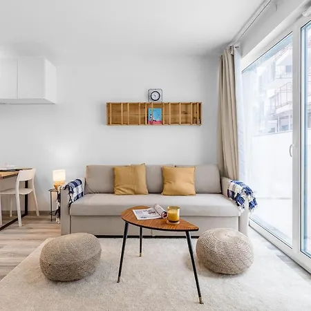 Modern And Cozy Flat With Balcony * Bratislava