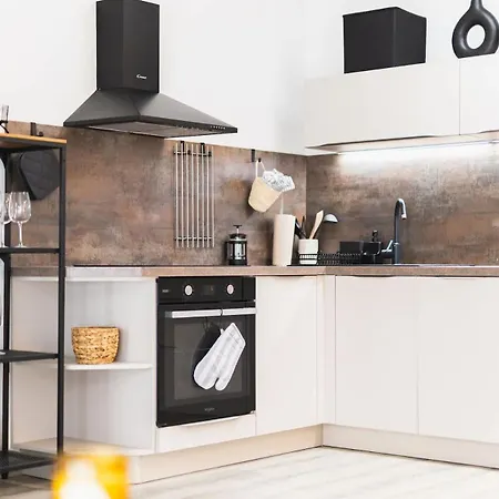 Modern And Cozy Flat With Balcony *